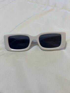 Retro White Rectangle Sunglasses Thick Frame Chunky Vintage Style Trendy Shades